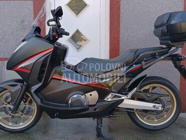 Honda Integra 750 S (može zamena), 5.000 €, 2015. , 749 cm3, 44.000 km, 40kW (54 KS), Scooter, Aranđelovac