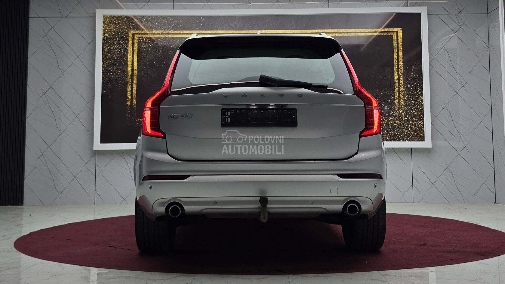 Volvo XC90 2.0 D5 МОМЕНТУМ 7S