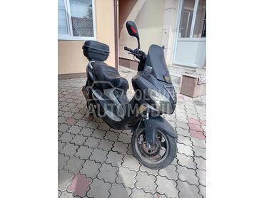 Sprint Grizzy 50, 500 €, 2009. , 50 cm3, 17.000 km, 3kW (4 KS), Scooter, Majur