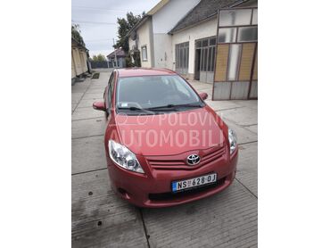 Toyota Auris, 6.800 €, 2012. Hečbek, Benzin | 1329 cm3, 166.950 km, 73kW (99 KS), Manuelni 6 brzina, 4/5 vrata, 5 sedišta, Vilovo