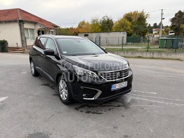 Peugeot 5008, 13.500 €, 2018. Džip/SUV, Benzin | 1200 cm3, 211.319 km, 97kW (132 KS), Manuelni 6 brzina, 4/5 vrata, 7 sedišta, Grocka