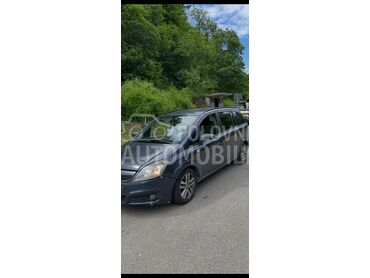 Opel Zafira, 900 €, 2008. Limuzina, Dizel | 1910 cm3, 35.000 km, 110kW (150 KS), Automatski / poluautomatski, 4/5 vrata, 7 sedišta, Kragujevac