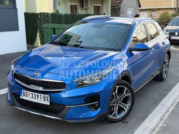 Kia XCeed Virtuel/Led (može zamena), 15.500 €, 2020. Džip/SUV, Dizel | 1598 cm3, 184.000 km, 85kW (116 KS), Manuelni 6 brzina, 4/5 vrata, 5 sedišta, Batajnica