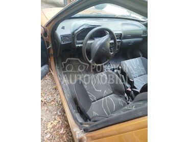 Peugeot 106, Po dogovoru, 1997. Hečbek, Dizel | 1527 cm3, 30.000 km, 40kW (54 KS), Manuelni 5 brzina, 4/5 vrata, 5 sedišta, Rudna Glava