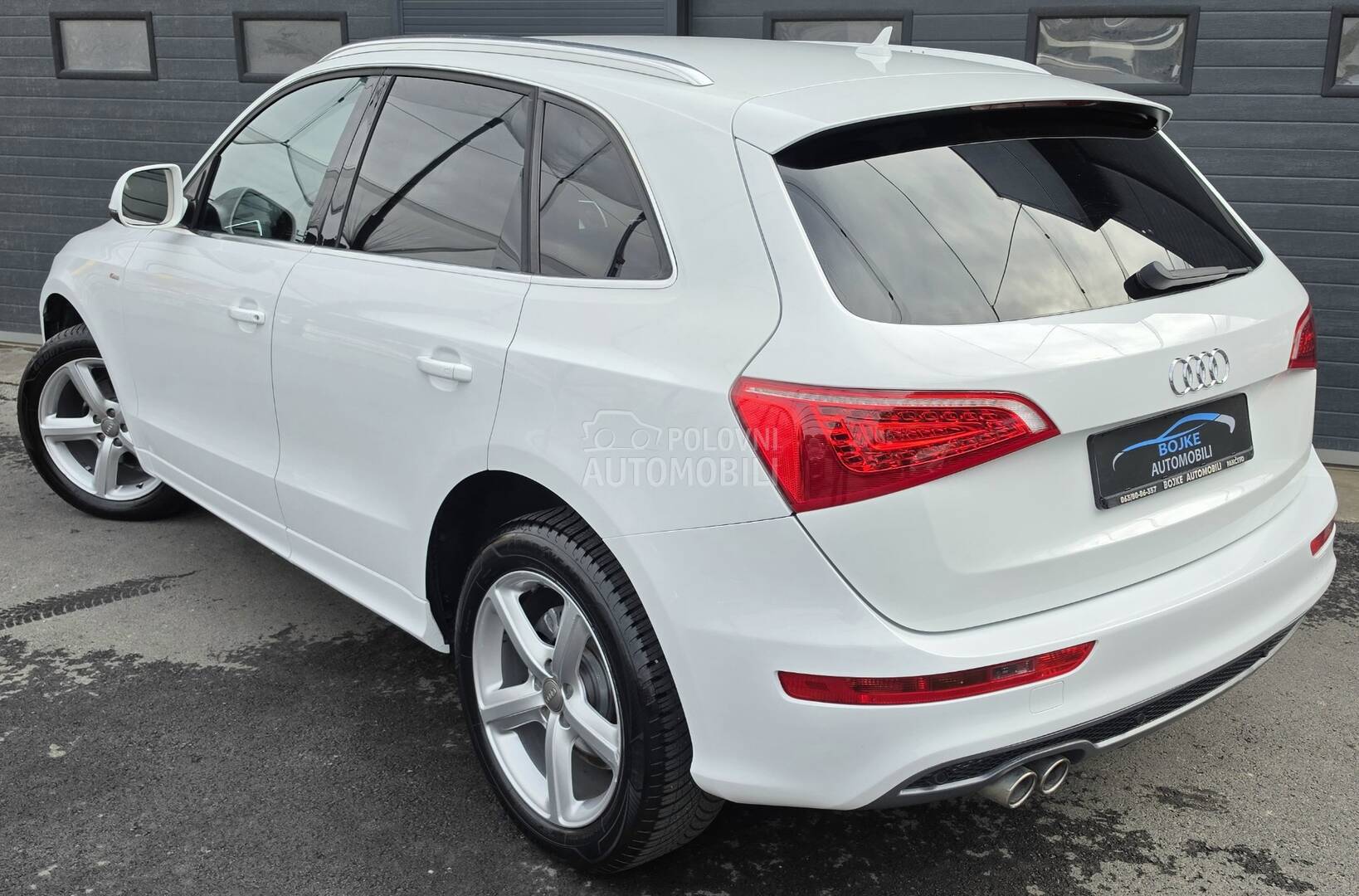 Audi Q5 2.0TDI S-lineQUATTRO