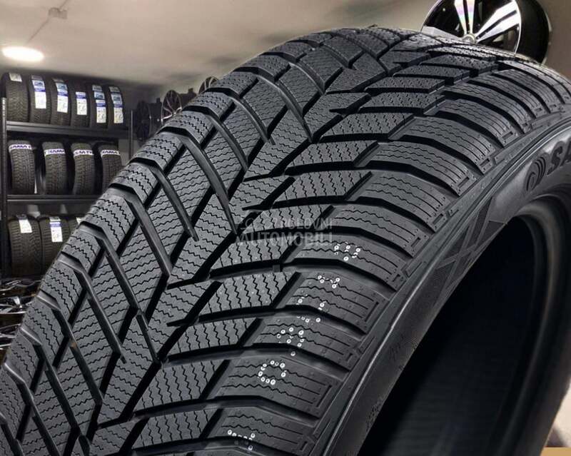 Sailun 245/45 R17 Zimska