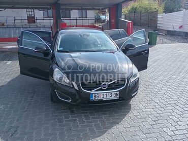 Volvo V60, 8.500 €, 2010. Karavan, Dizel | 2400 cm3, 304.951 km, 151kW (205 KS), Automatski / poluautomatski, 4/5 vrata, 5 sedišta, Beograd