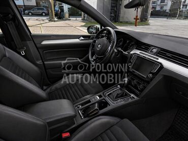 Volkswagen Passat B8 gte (može zamena), 15.600 €, 2016. Limuzina, Plug-in hibrid | 1359 cm3, 175.000 km, 115kW (156 KS), Automatski / poluautomatski, 4/5 vrata, 6 sedišta, Pirot