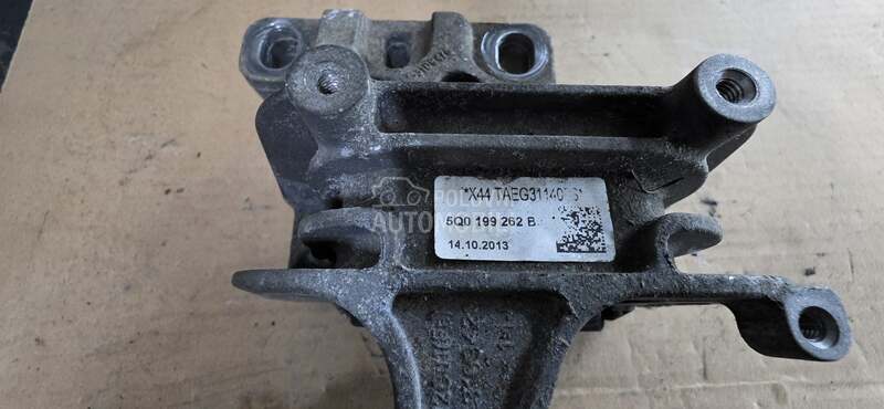Nosac Motora za Škoda Octavia - 5Q0199262B