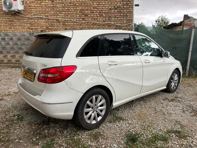 W246 zadnje opruge za Mercedes Benz B Klasa od 2012. do 2017. god.