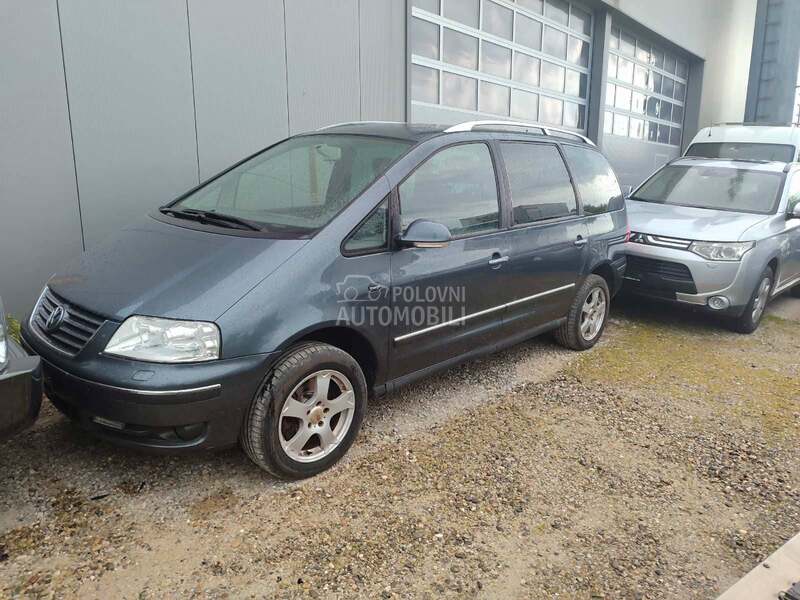 Volkswagen Sharan WV 2004. god. -  kompletan auto u delovima