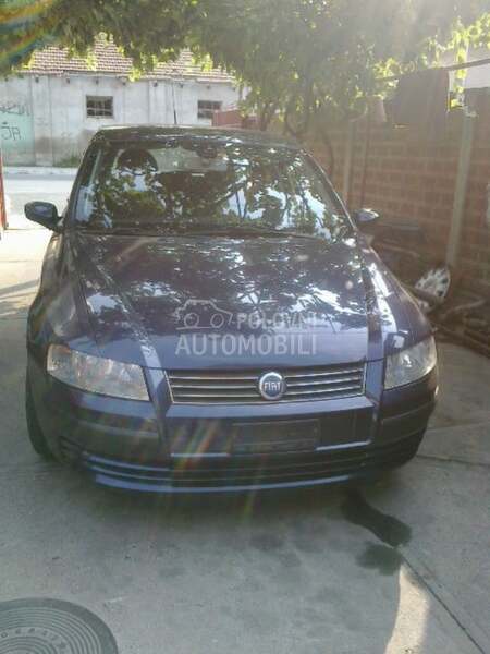 Fiat Stilo - kompletan auto u delovima