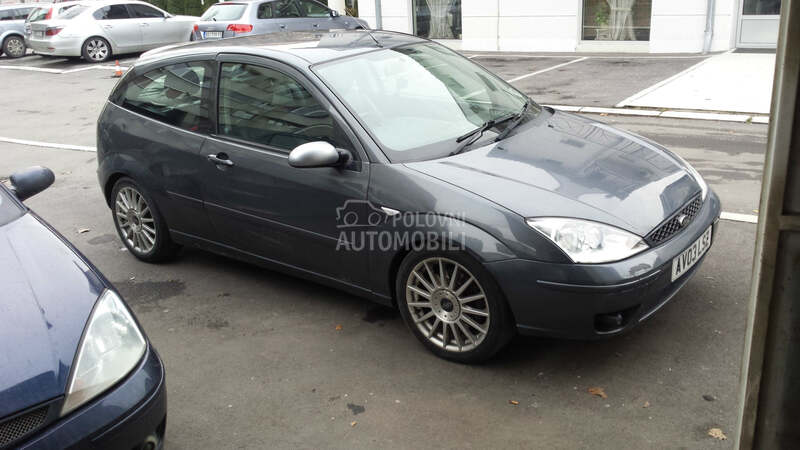 Ford Focus - kompletan auto u delovima