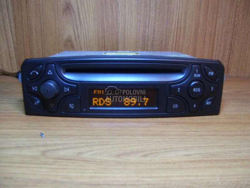 Fabricki cd plajer za Mercedes Benz C Klasa
