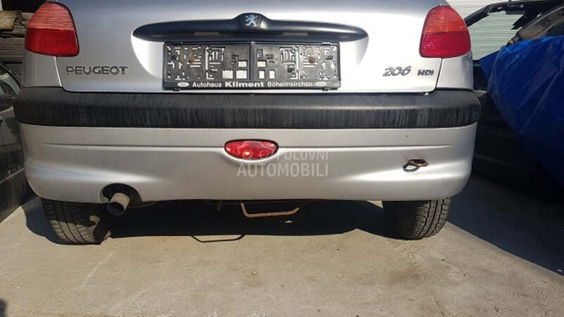 Peugeot 206 - kompletan auto u delovima