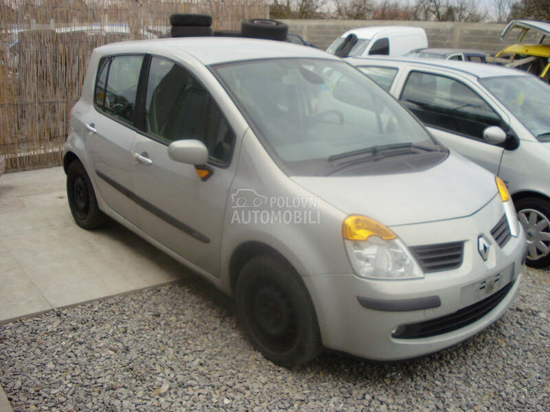 Renault Clio - kompletan auto u delovima