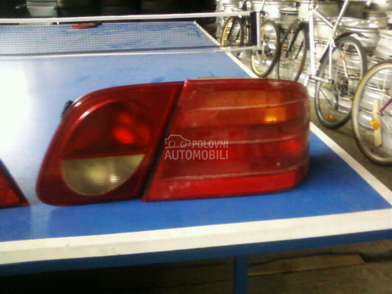 Stop svetla za Mercedes Benz 