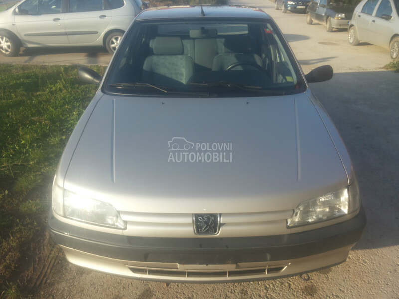 Delovi za Peugeot 306