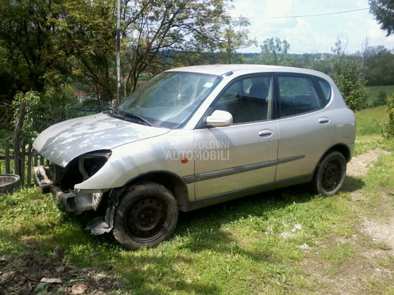 Delovi za Daihatsu Sirion