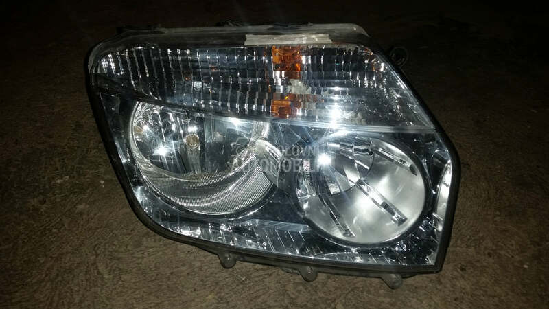 Desni original far za Dacia Duster