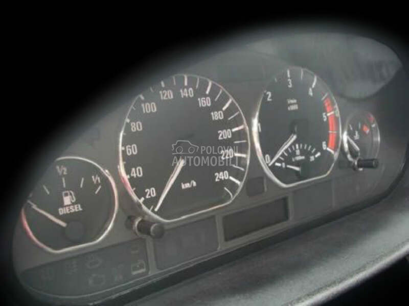 Hrom prstenovi za km sat za Audi 