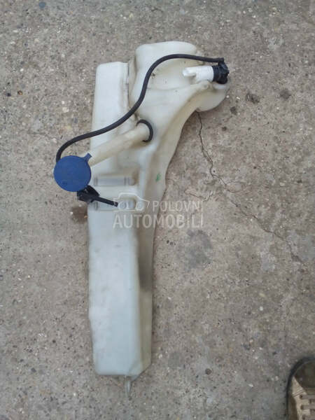 Posuda za tecnost stakla za Peugeot 607