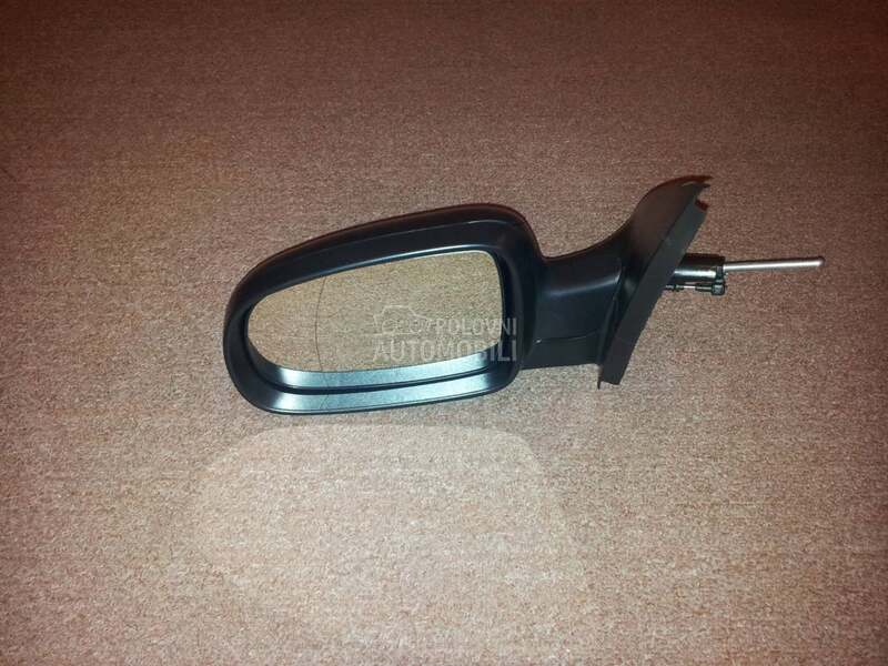 Levi retrovizor mehanicki za Opel Corsa C od 2001. do 2006. god.