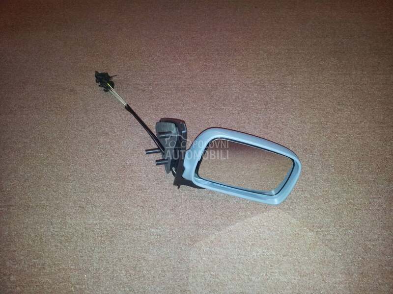 Mehanicki desni retrovizor za Volkswagen Polo od 1994. do 1999. god.