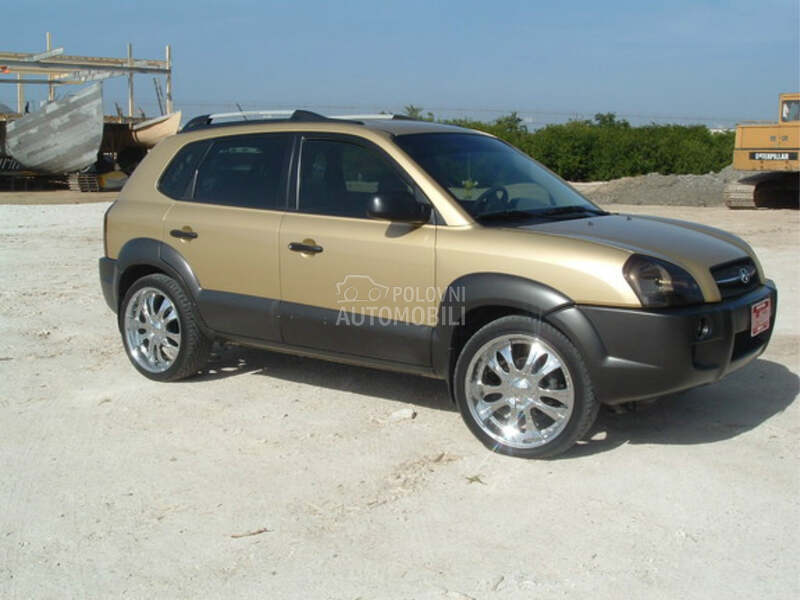 Hyundai Tucson - kompletan auto u delovima