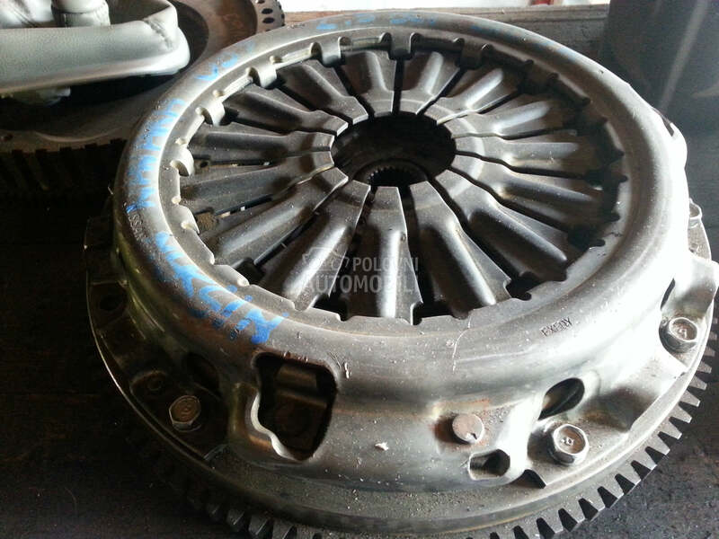 Set kvacila za Nissan Navara