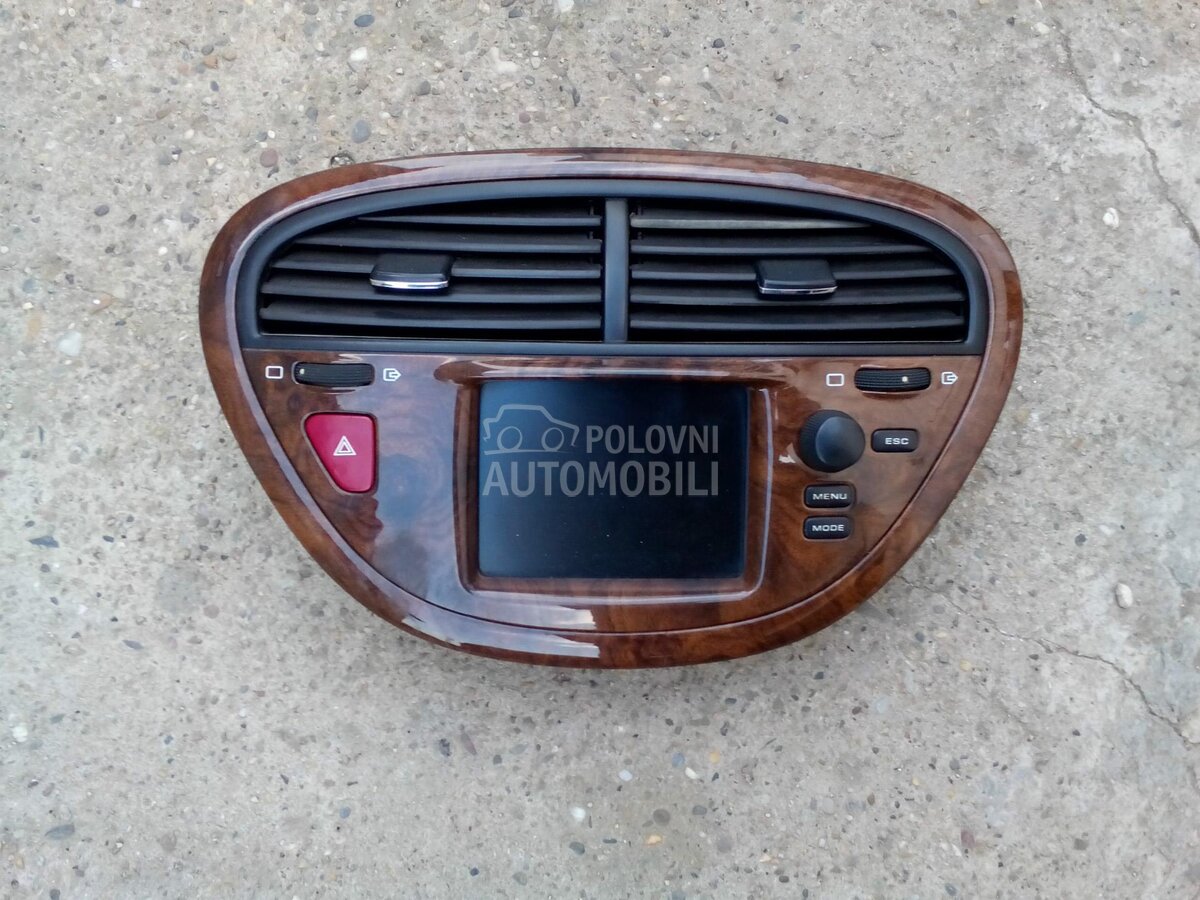 Multimedija za Peugeot 607