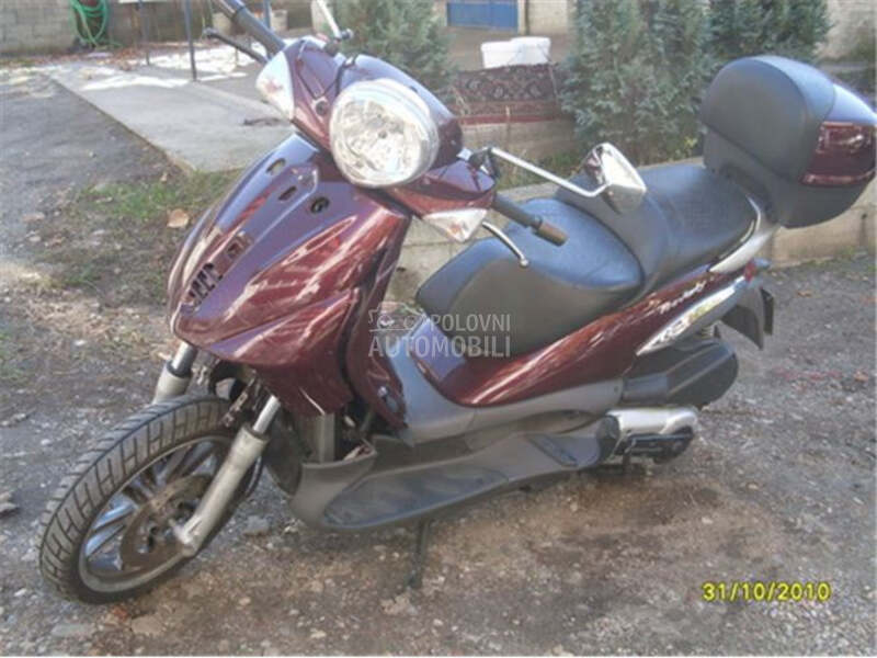 Piaggio Beverly 500