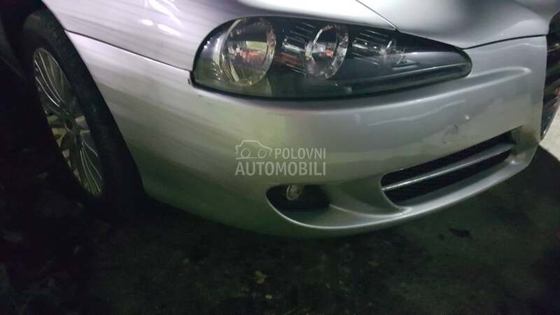 Alfa Romeo 147 -  kompletan auto u delovima