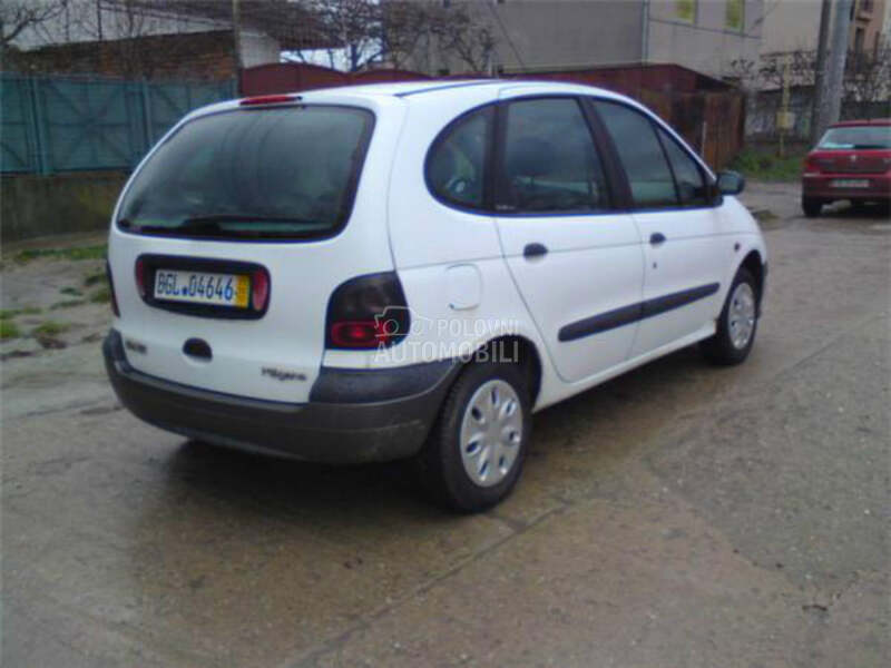 Delovi za Renault Scenic
