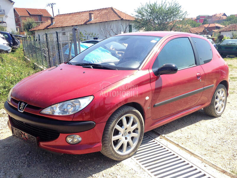 Delovi za Peugeot 206