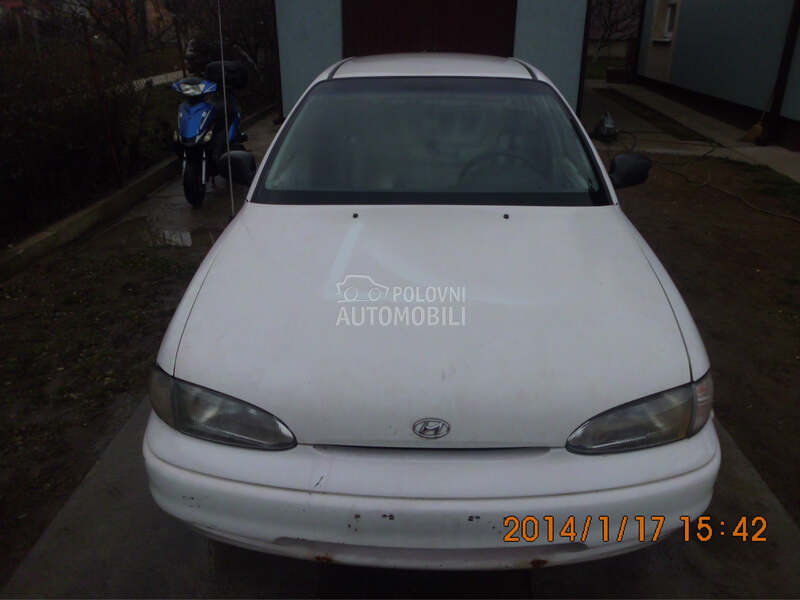 Hyundai Accent - kompletan auto u delovima