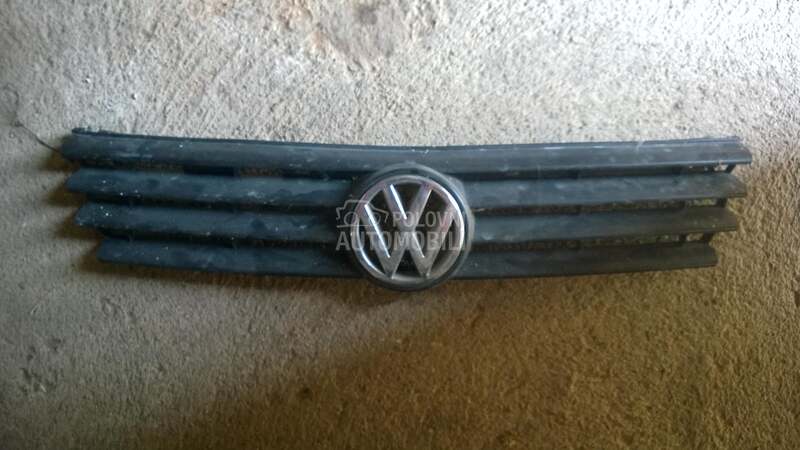 Maska za Volkswagen Passat B4