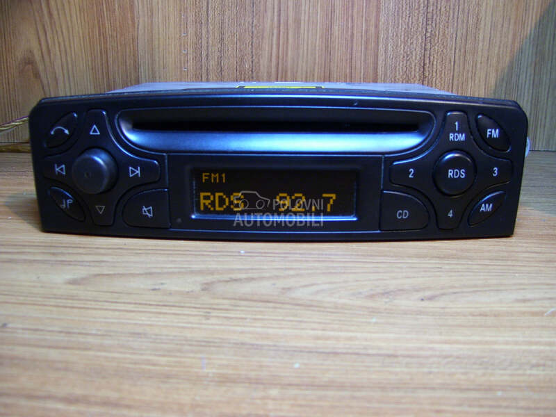 Cd radio orginal za Mercedes Benz C 180, C 200, C 220 ...