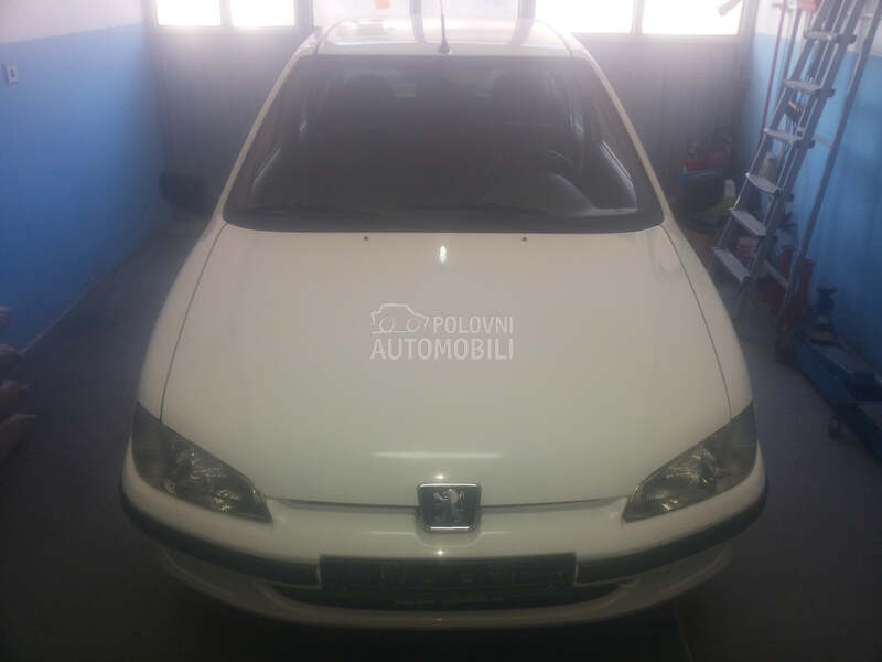 Delovi za Peugeot 106
