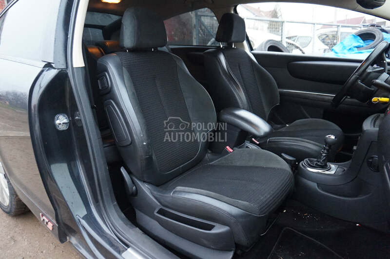 Sedista za Citroen C4