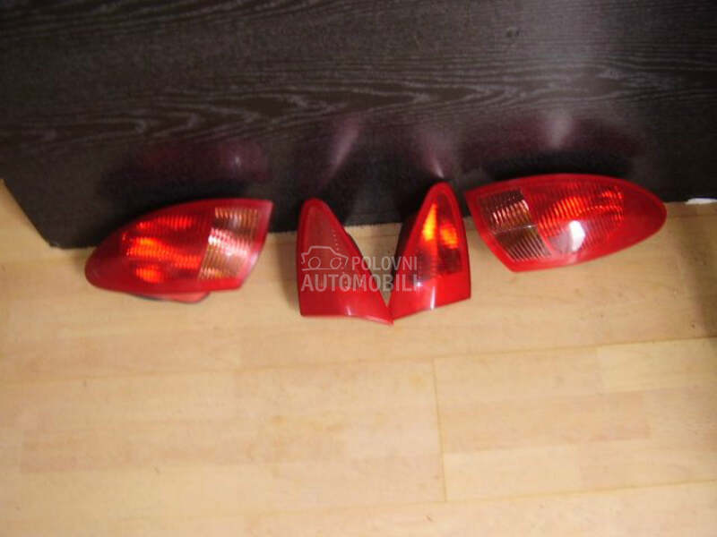 Stop svetlo za Alfa Romeo 147, 156, 156 Crosswagon