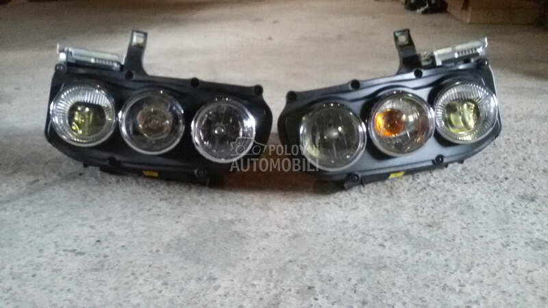 Xenon far za Alfa Romeo 159