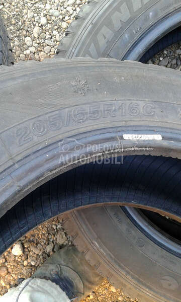 Firestone 205/65 R16 Zimska
