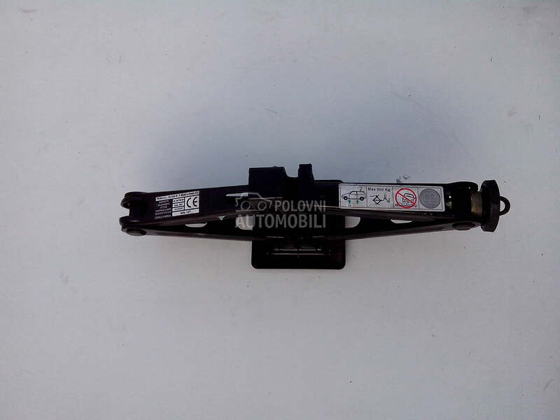 Auto dizalica za Alfa Romeo 33, 75, 90 ...