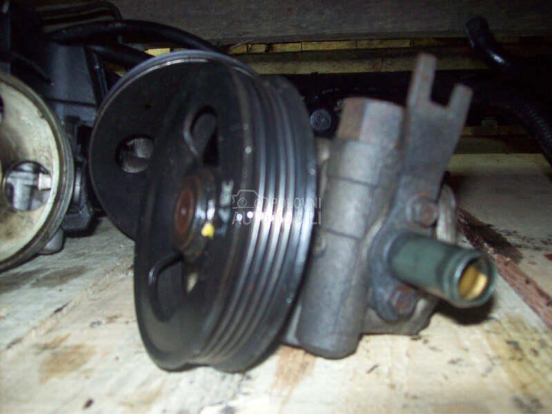 Servo pumpa za Hyundai H 1 za Hyundai H 1