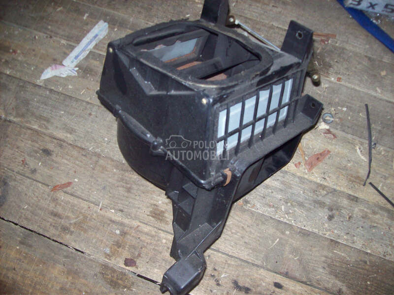 Kuciste ventilacije za Volvo V40 za Volvo V40