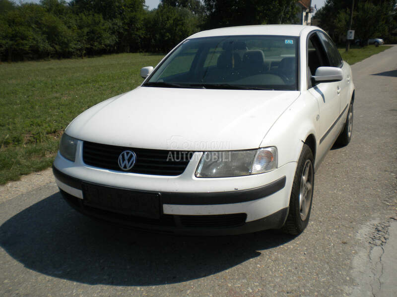 Volkswagen Passat B5 - kompletan auto u delovima