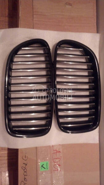 Grilovi za BMW 518, 520, 523 ...