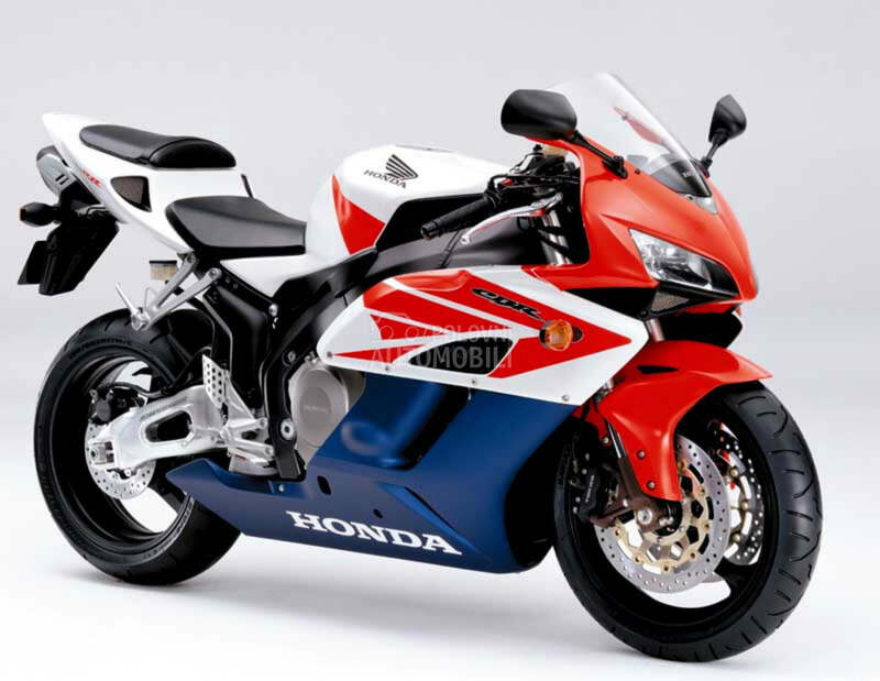 HONDA 1000 RR 2004 God.