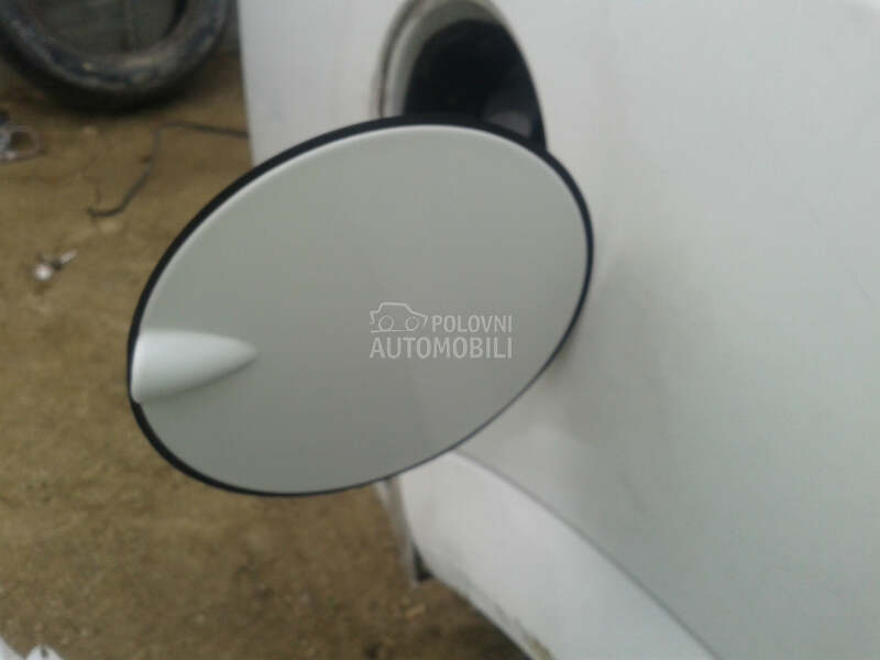 Poklopac rezervoara Y 474 za Opel Astra G, Zafira od 1998. do 2008. god.